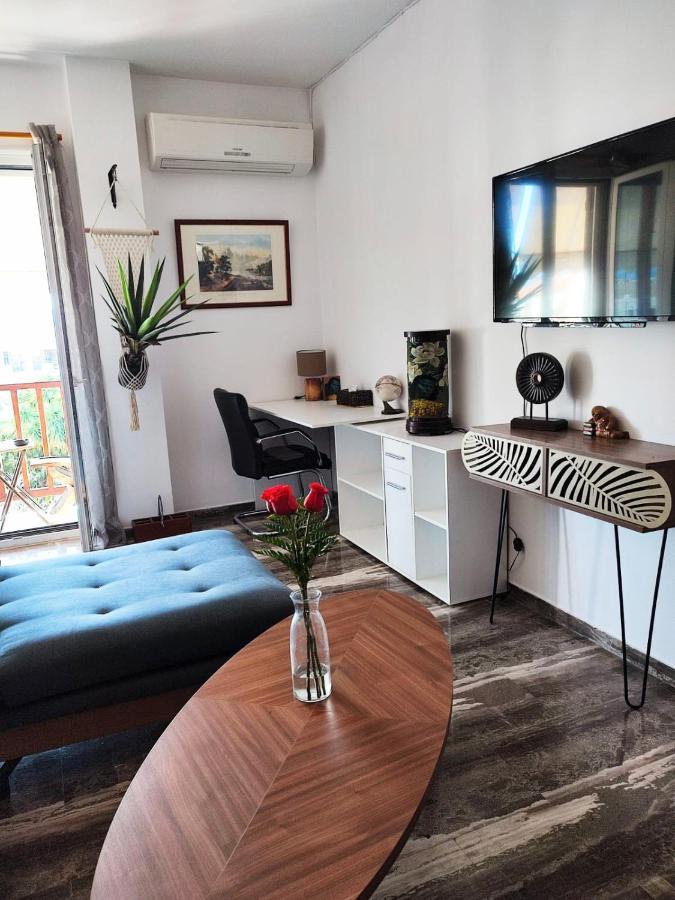 Lauren'S Charm Town Apartment Lefkada City Bagian luar foto