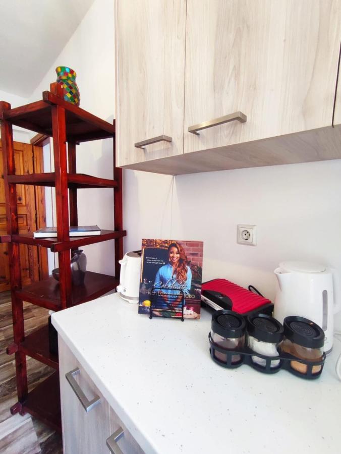 Lauren'S Charm Town Apartment Lefkada City Bagian luar foto
