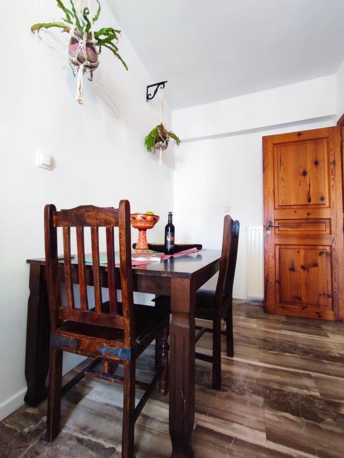 Lauren'S Charm Town Apartment Lefkada City Bagian luar foto