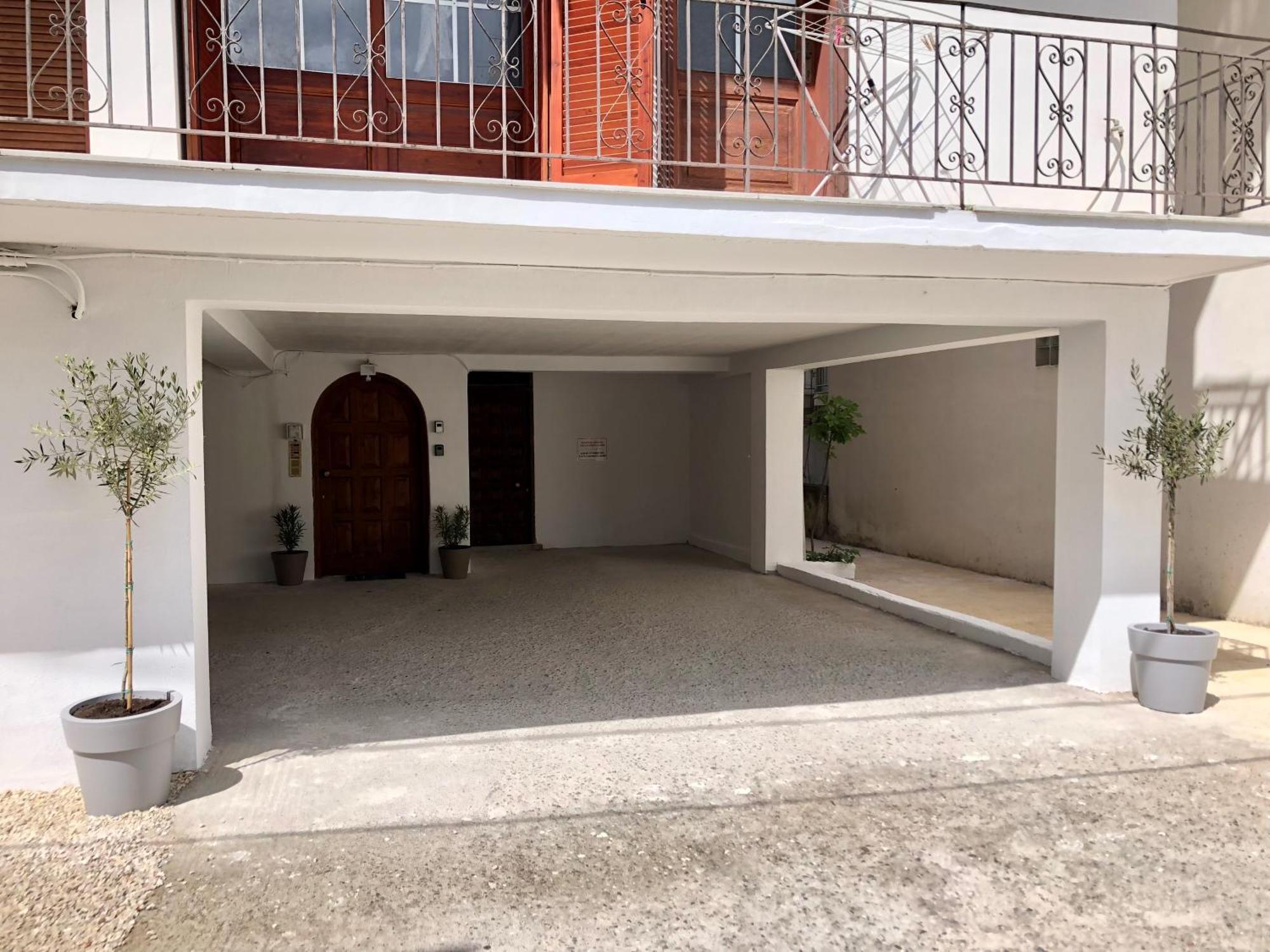 Lauren'S Charm Town Apartment Lefkada City Bagian luar foto